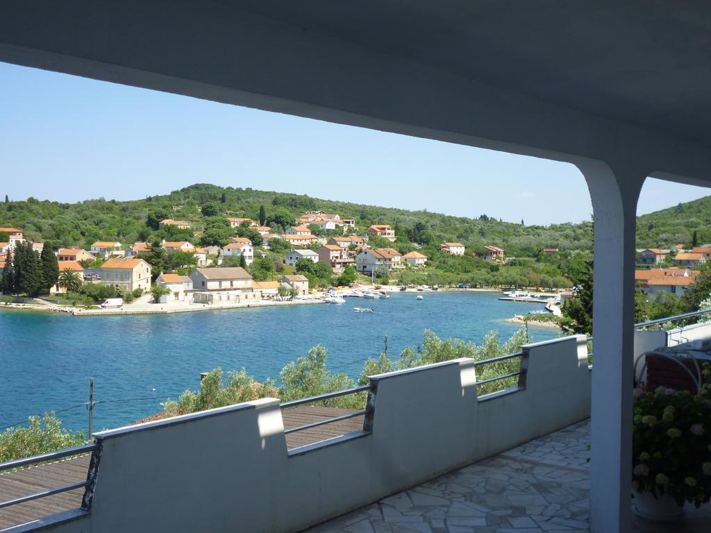 Picic Guesthouse Luka  Exterior photo